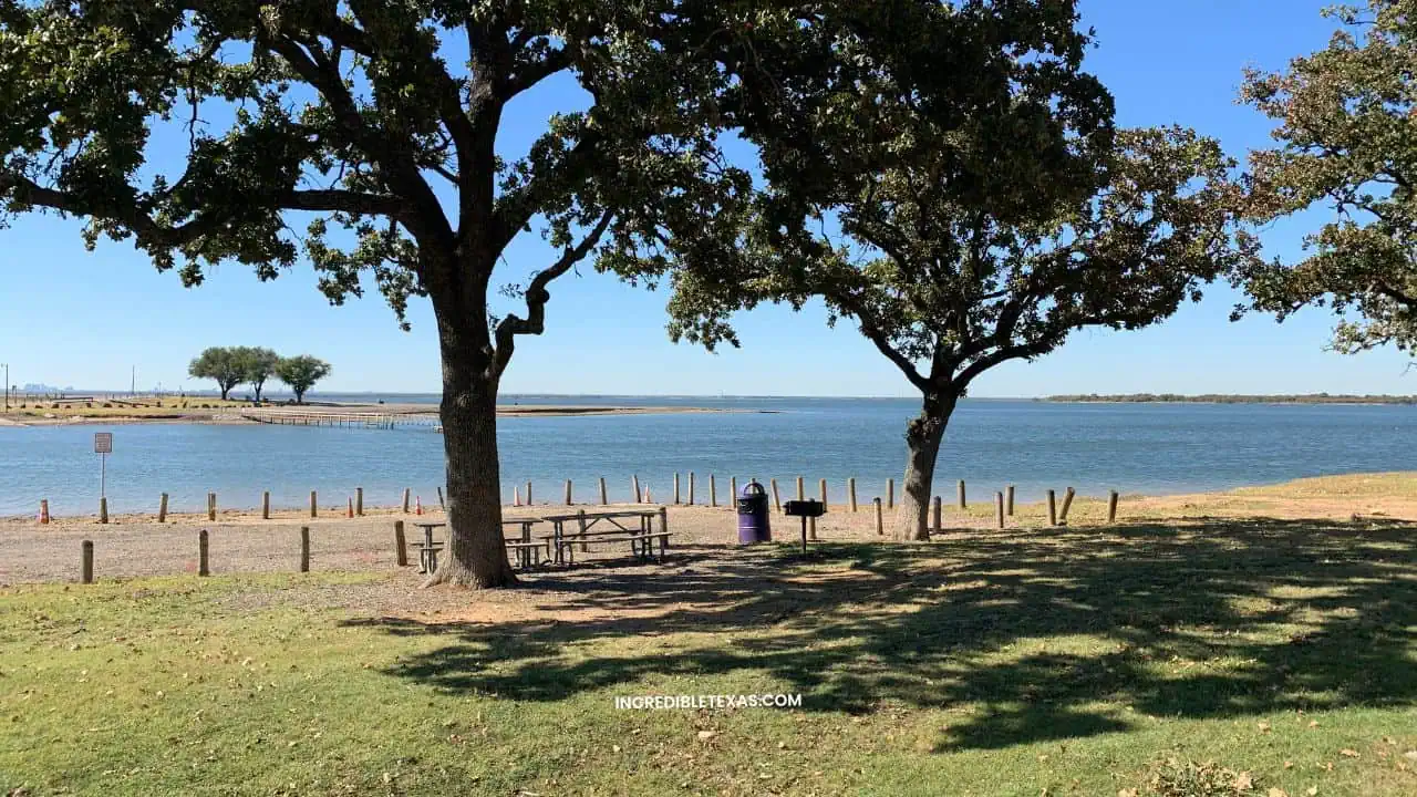 Lake Park Lewisville Lake