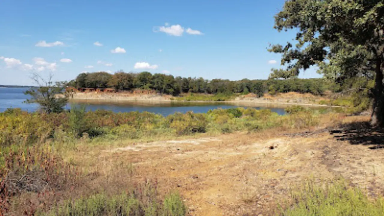 North Shore Trails Near Dallas Texas