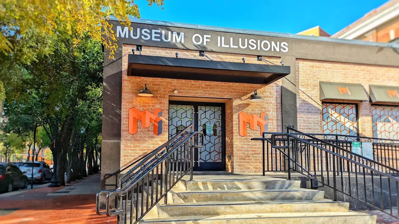 Museum of Illusions Dallas TX Hours, Tickets, Parking &amp; Tips